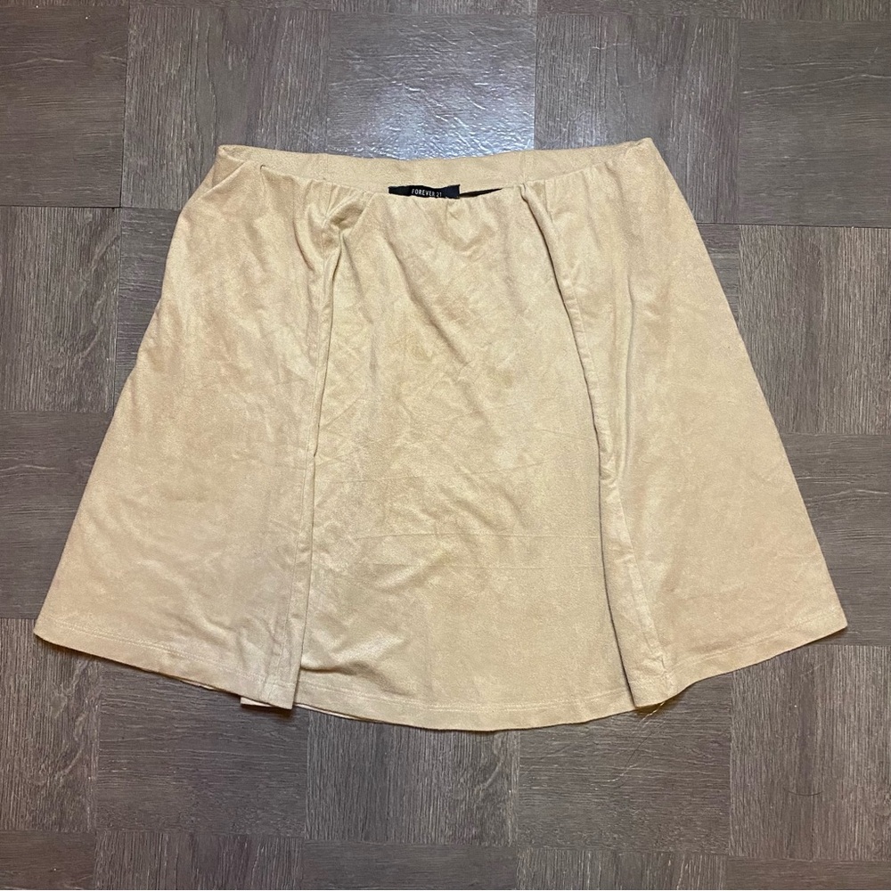Forever 21 Faux Suede Mini Skater Skirt Tan Rose Elastic Waist Womens Medium